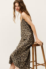 Dress Biara Kaki