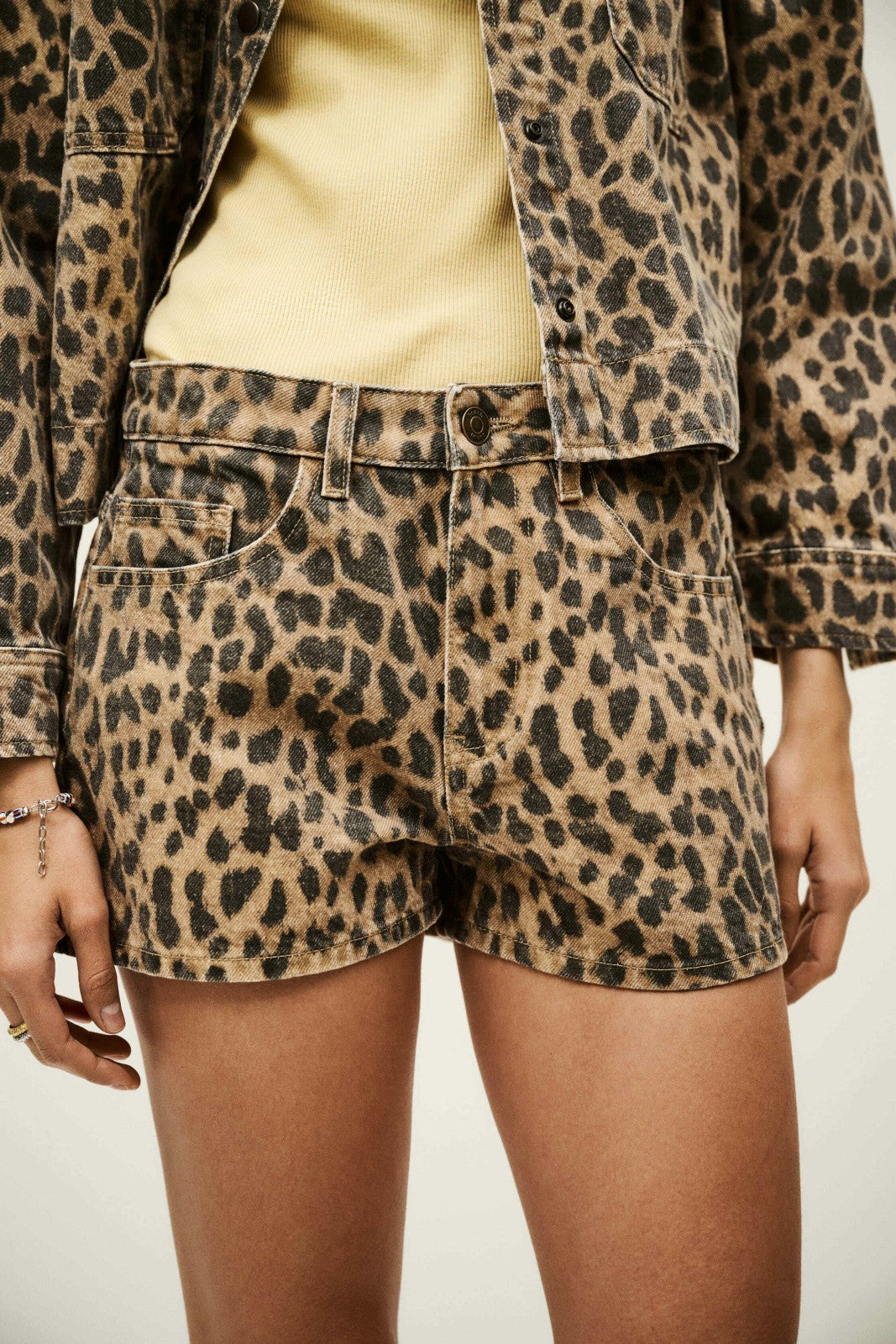 Printed Mini Shorts Tosie Ecru