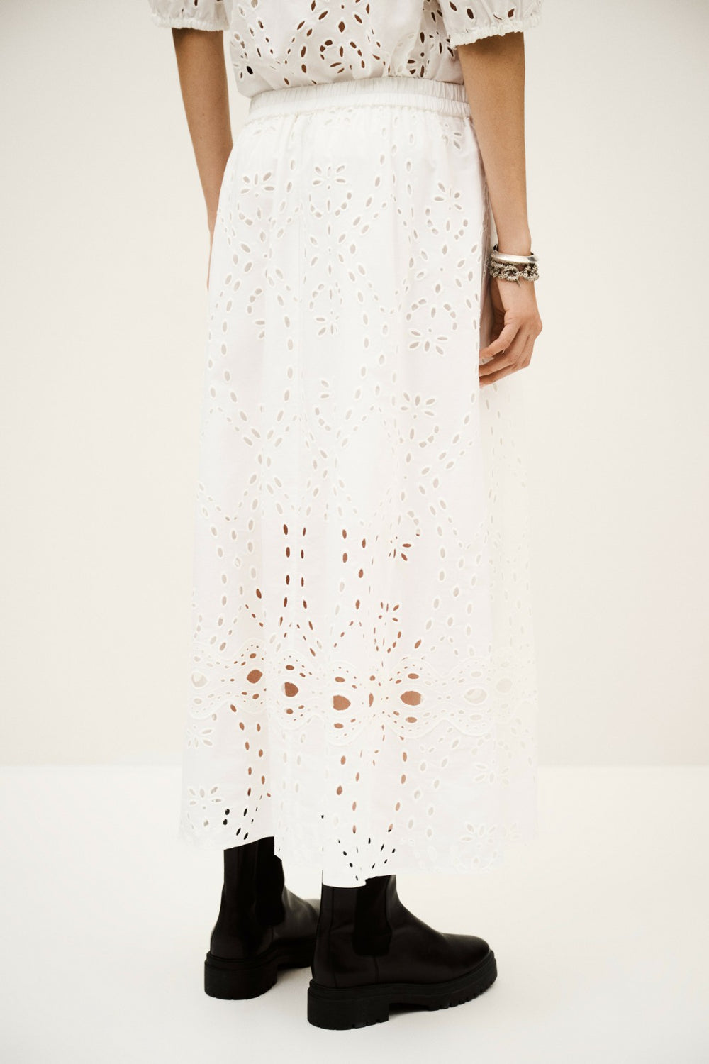 Embroisered Flared Skirt Bela Ecru