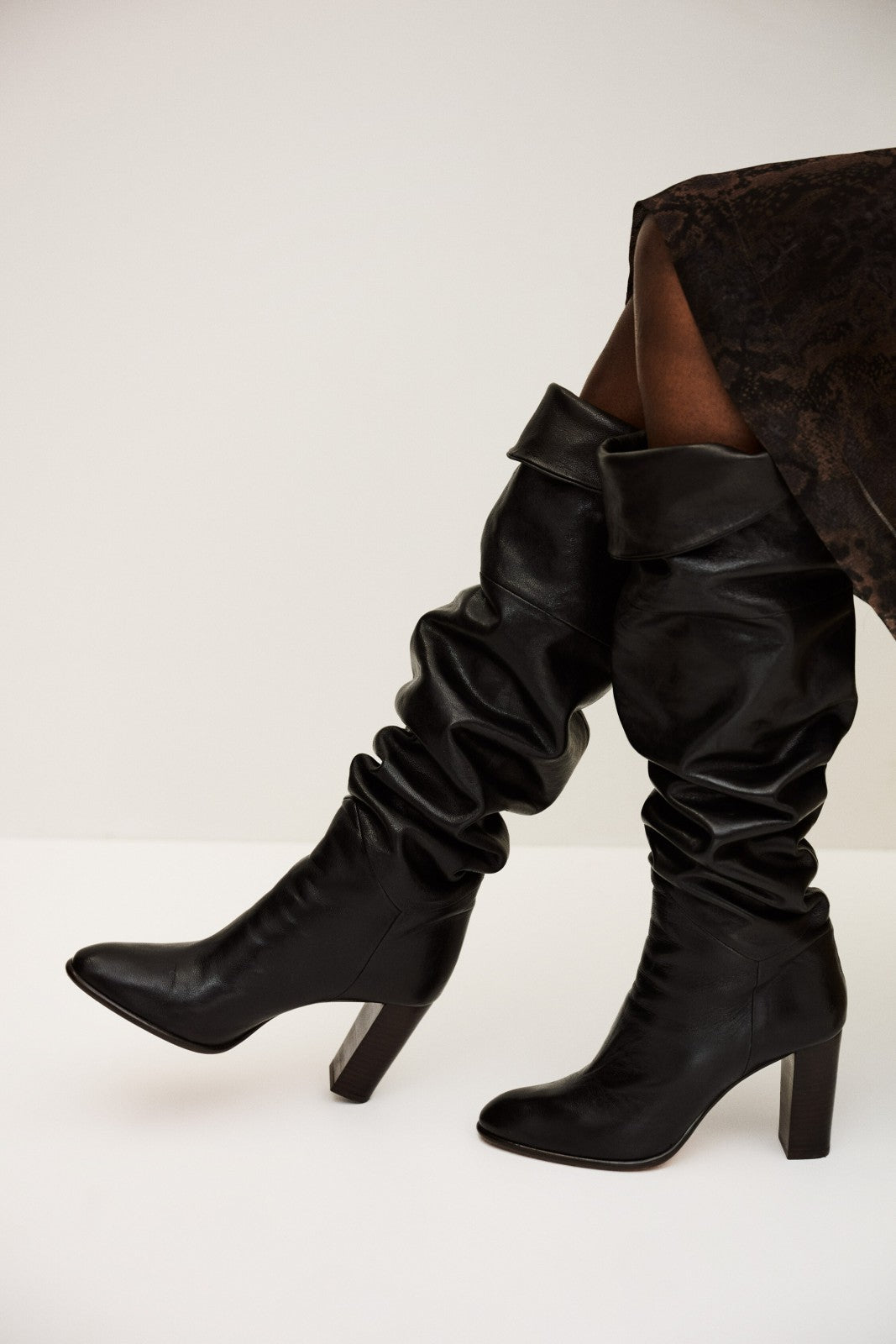 High Leather Noir