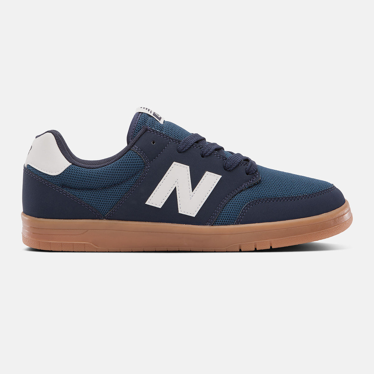 New Balance AM425