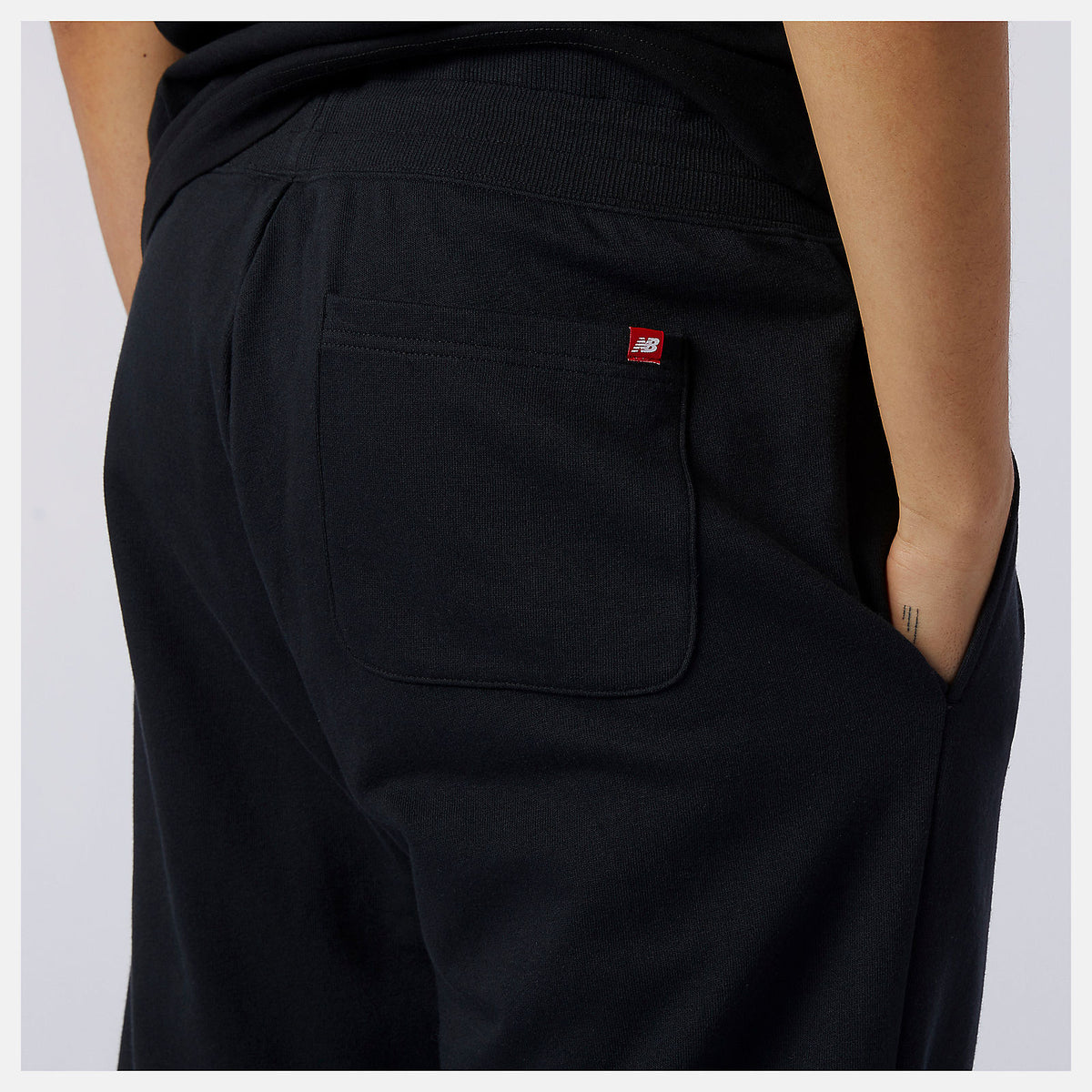 New Balance NB Essentials Embroidered Pant