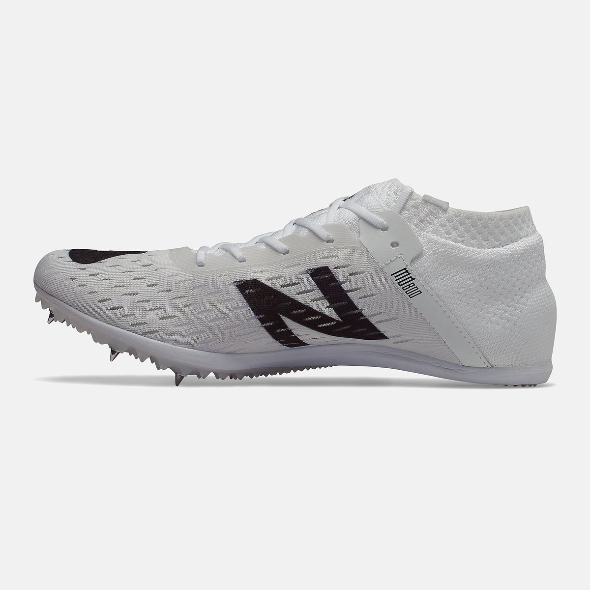 New Balance MD800v6